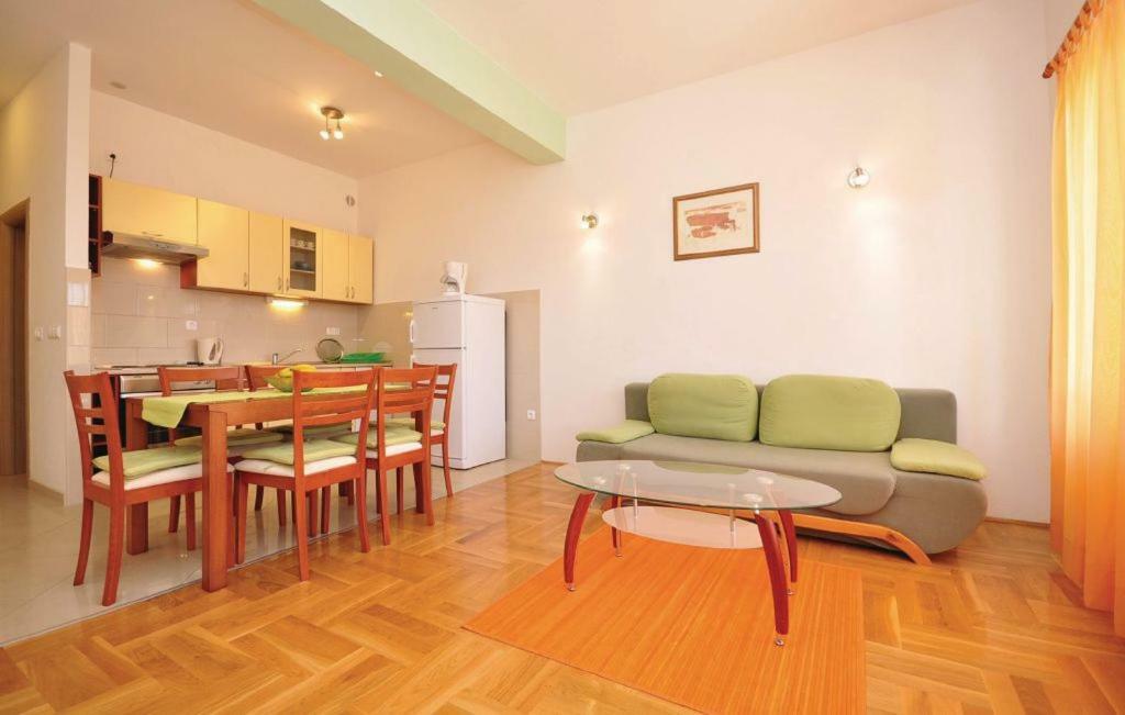 Apartment Orange Makarska Extérieur photo